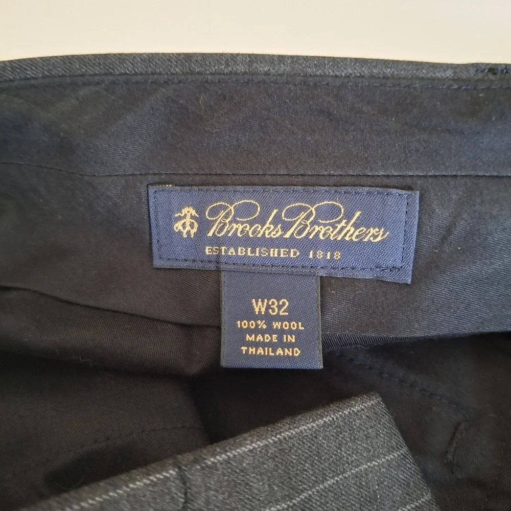 Brooks Brothers Mens Suit 40R W32 Gray Pinstripe 100% Wool 2 Pc Jacket Pants